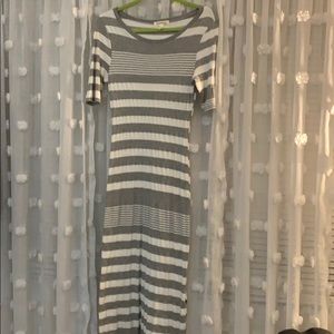 Monteau Maxi dress